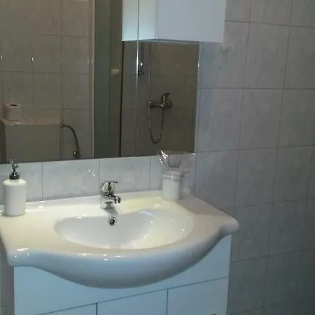 Apartman Lana Apartment Banjole Exterior photo